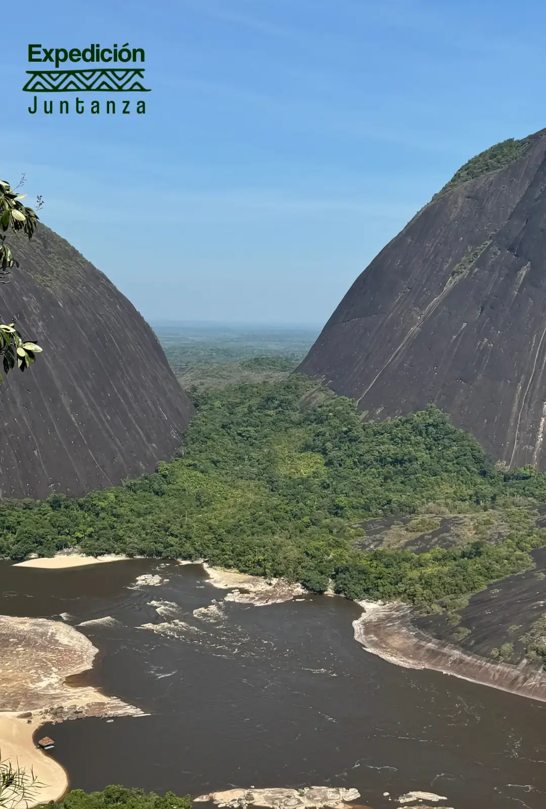 Cerros de Mavicure en el Guainía