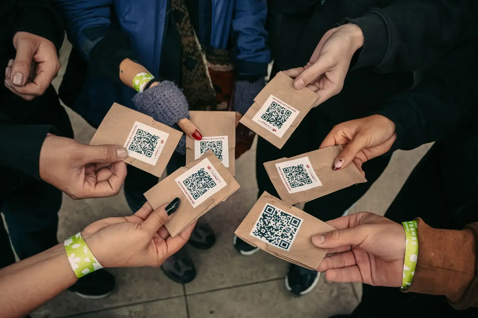 Tarjetas con código QR de trazabilidad